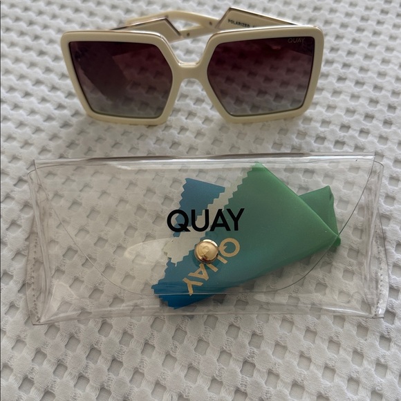 Quay Australia Ivory Square Sunglasses main image 5